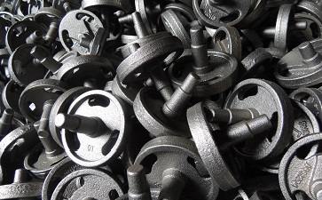 Các vấn đề và giải pháp phổ biến trong khi gia công trên vật đúc sắt dễ uốn